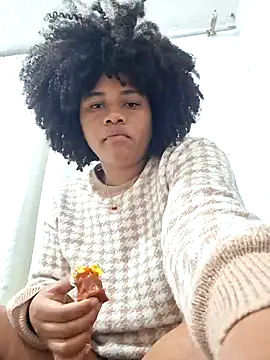 DANIELA MICHEL online show from 01.26.25