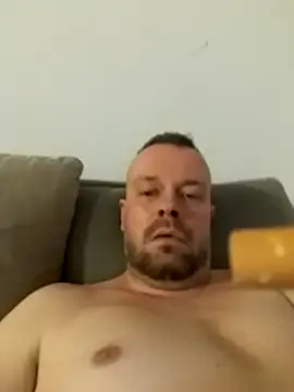 Snapshot of mikaaaaase chatting on 03.28.26 mikaaaaase online show from 03.28.26