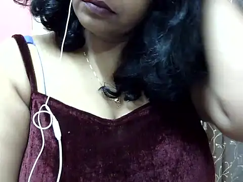 Snapshot of Riya_riyaa chatting on 12.14.24 Riya riyaa online show from 12.14.24