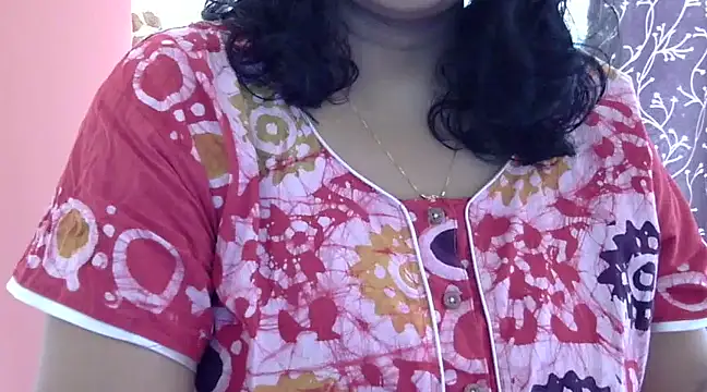 Snapshot of Riya_riyaa chatting on 12.15.24 Riya riyaa online show from 12.15.24