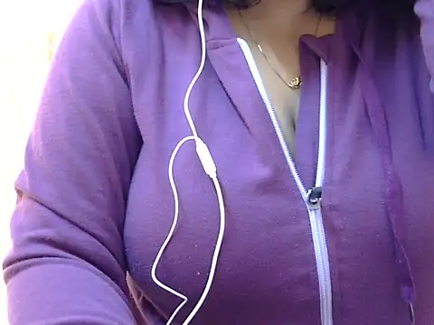 Snapshot of Riya_riyaa chatting on 12.19.24 Riya riyaa online show from 12.19.24