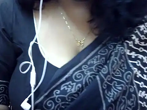 Snapshot of Riya_riyaa chatting on 12.19.24 Riya riyaa online show from 12.19.24