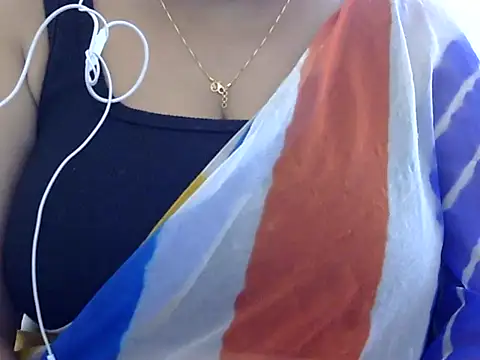 Snapshot of Riya_riyaa chatting on 12.20.24 Riya riyaa online show from 12.20.24