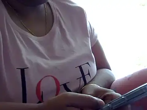 Snapshot of Riya_riyaa chatting on 01.01.25 Riya riyaa online show from 01.01.25