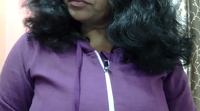 Snapshot of Riya_riyaa chatting on 01.03.25 Riya riyaa online show from 01.03.25