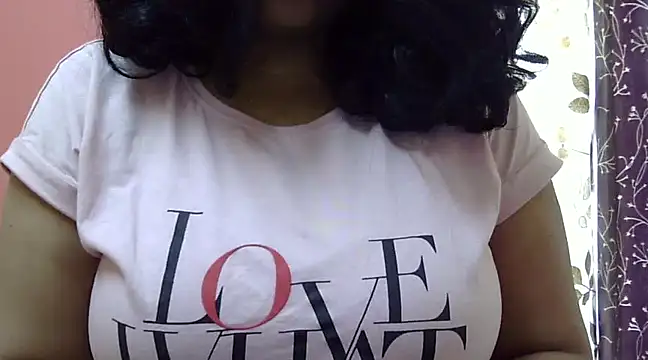 Snapshot of Riya_riyaa chatting on 01.16.25 Riya riyaa online show from 01.16.25