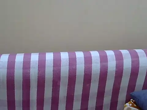 Snapshot of Riya_riyaa chatting on 12.16.25 Riya riyaa online show from 12.16.25