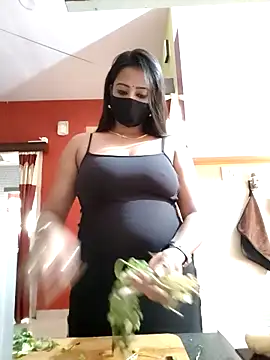 Snapshot of Sexy_Baby-Doll chatting on 12.03.25 Sexy Baby-Doll online show from 12.03.25