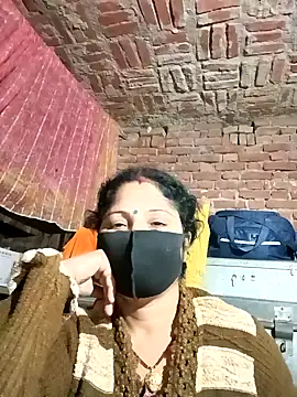 Snapshot of Suman007 chatting on 12.20.24 Suman007 online show from 12.20.24