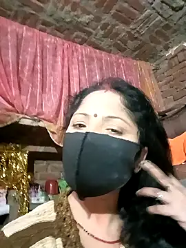 Snapshot of Suman007 chatting on 12.24.24 Suman007 online show from 12.24.24