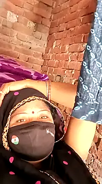 Snapshot of Suman007 chatting on 02.04.25 Suman007 online show from 02.04.25