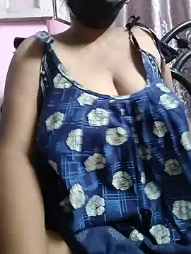 BERRY 00 online show from 06.02.26