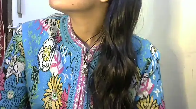 Snapshot of Payalsharma09 chatting on 01.17.25 Payalsharma09 online show from 01.17.25