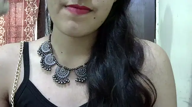 Snapshot of Payalsharma09 chatting on 01.19.25 Payalsharma09 online show from 01.19.25