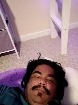 Snapshot of Brickstash chatting on 09.10.25 Brickstash online show from 09.10.25