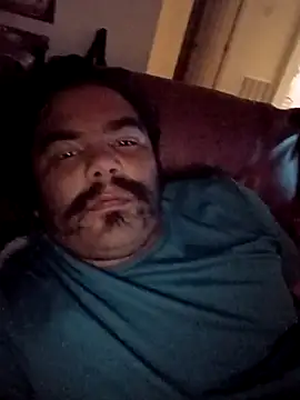 Snapshot of Brickstash chatting on 10.02.25 Brickstash online show from 10.02.25