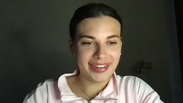 Snapshot of MoonriseGoddess chatting on 05.11.26 MoonriseGoddess online show from 05.11.26