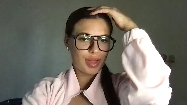 Snapshot of MoonriseGoddess chatting on 06.03.26 MoonriseGoddess online show from 06.03.26