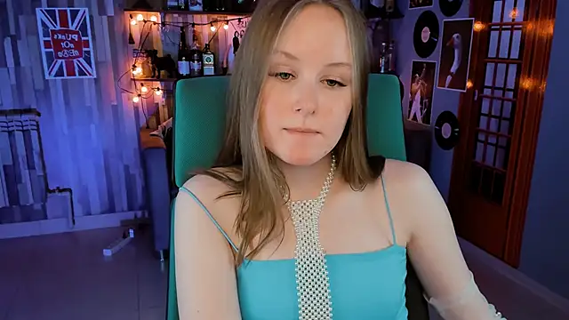 VivienLeeigh online show from 12.30.24