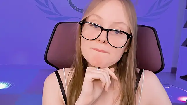 VivienLeeigh online show from 01.12.25