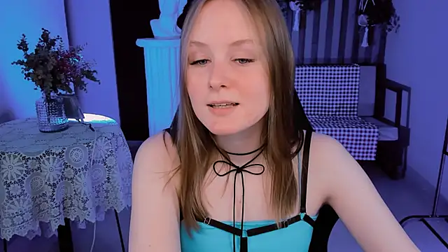 VivienLeeigh online show from 01.30.25