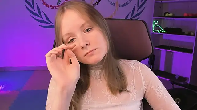 VivienLeeigh online show from 02.06.25