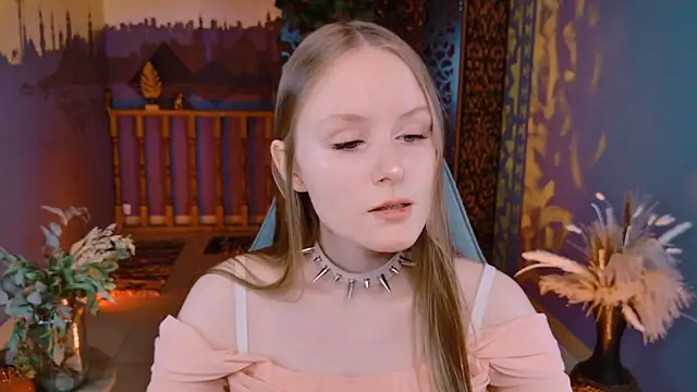 VivienLeeigh online show from 09.11.25