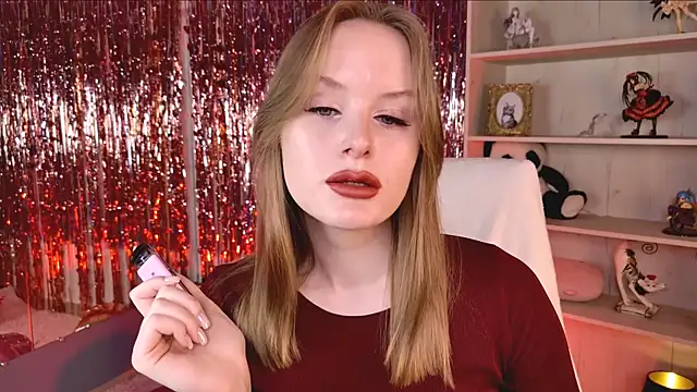 VivienLeeigh online show from 06.26.26