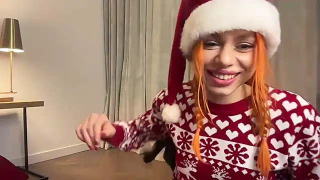 Snapshot of little_fox_alisa chatting on 12.23.24 little fox alisa online show from 12.23.24