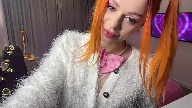 Snapshot of little_fox_alisa chatting on 02.14.25 little fox alisa online show from 02.14.25