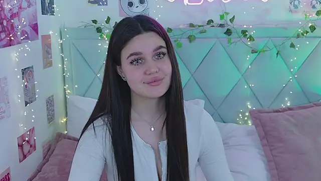 RihannaRose online show from 01.25.25