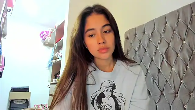 Snapshot of AriaMontgomery chatting on 01.13.25 AriaMontgomery online show from 01.13.25