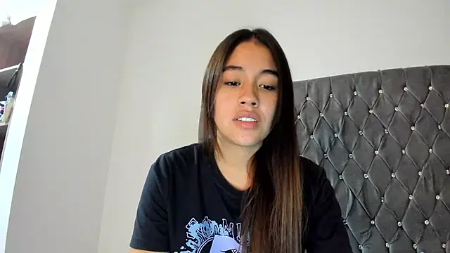 Snapshot of AriaMontgomery chatting on 01.25.25 AriaMontgomery online show from 01.25.25