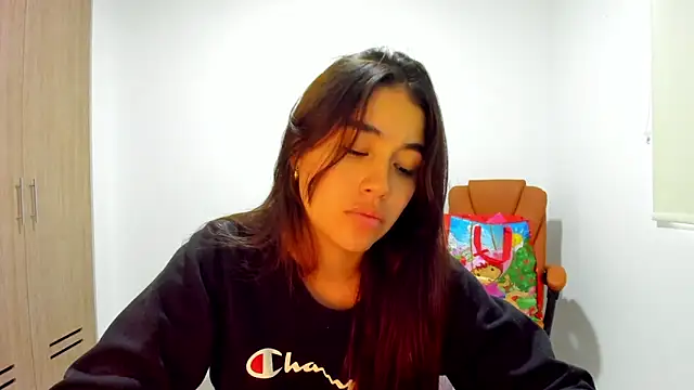 Snapshot of AriaMontgomery chatting on 03.02.25 AriaMontgomery online show from 03.02.25