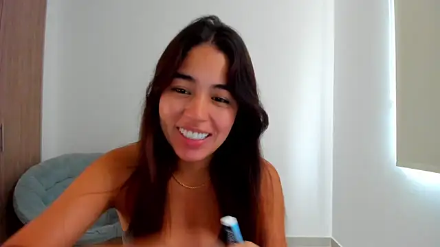 Snapshot of AriaMontgomery chatting on 03.04.25 AriaMontgomery online show from 03.04.25