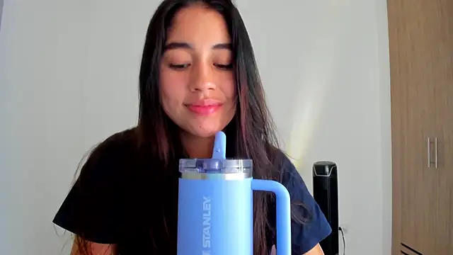 AriaMontgomery online show from 02.06.26