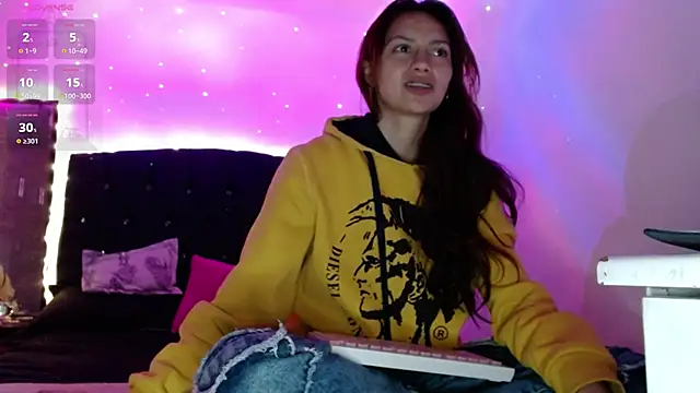 holy juli online show from 01.20.25