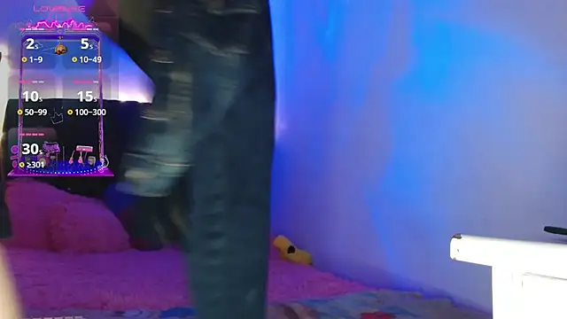 holy juli online show from 02.23.25