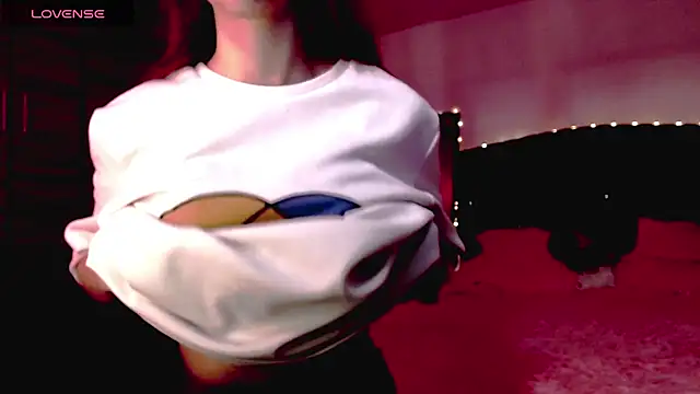 holy juli online show from 11.20.25