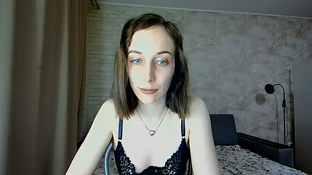 Snapshot of Anika_bloom chatting on 06.28.26 Anika bloom online show from 06.28.26
