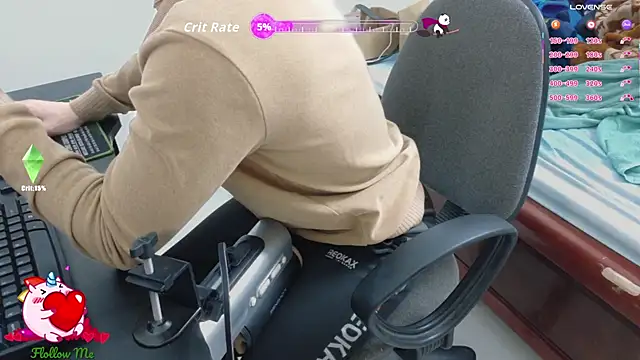 Snapshot of MIXEMKUTAKO chatting on 11.10.25 MIXEMKUTAKO online show from 11.10.25