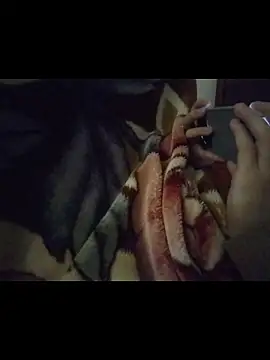 Snapshot of MIXEMKUTAKO chatting on 12.16.25 MIXEMKUTAKO online show from 12.16.25