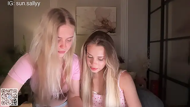 Snapshot of sunsally chatting on 02.24.26 sunsally online show from 02.24.26