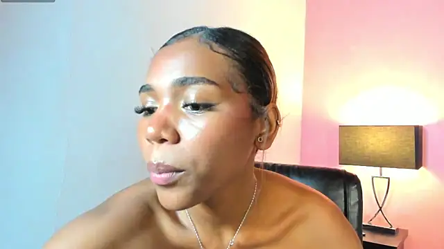 Lily Miiller online show from 02.07.25