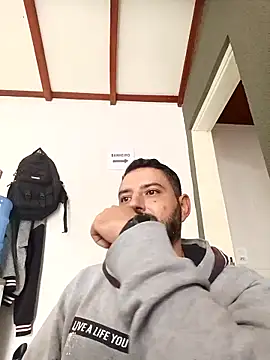 P4uzud4O online show from 02.11.26