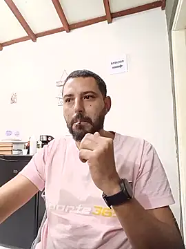 P4uzud4O online show from 06.21.26