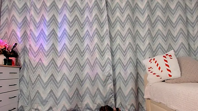 Snapshot of Tate_Angel chatting on 01.29.25 Tate Angel online show from 01.29.25