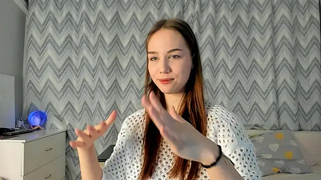 Snapshot of Tate_Angel chatting on 02.07.25 Tate Angel online show from 02.07.25