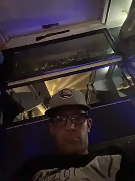 DirkD916 online show from 10.12.25