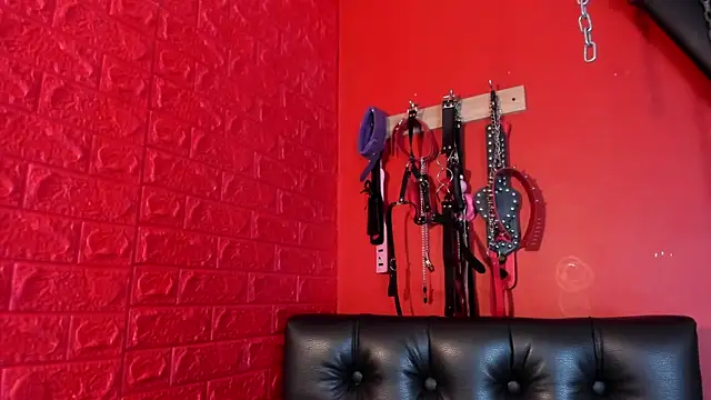 Monttserratt online show from 09.30.25